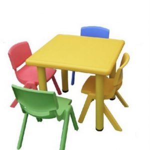 Mesa Color Con 4 Sillas Para Niños Plastico Excelente